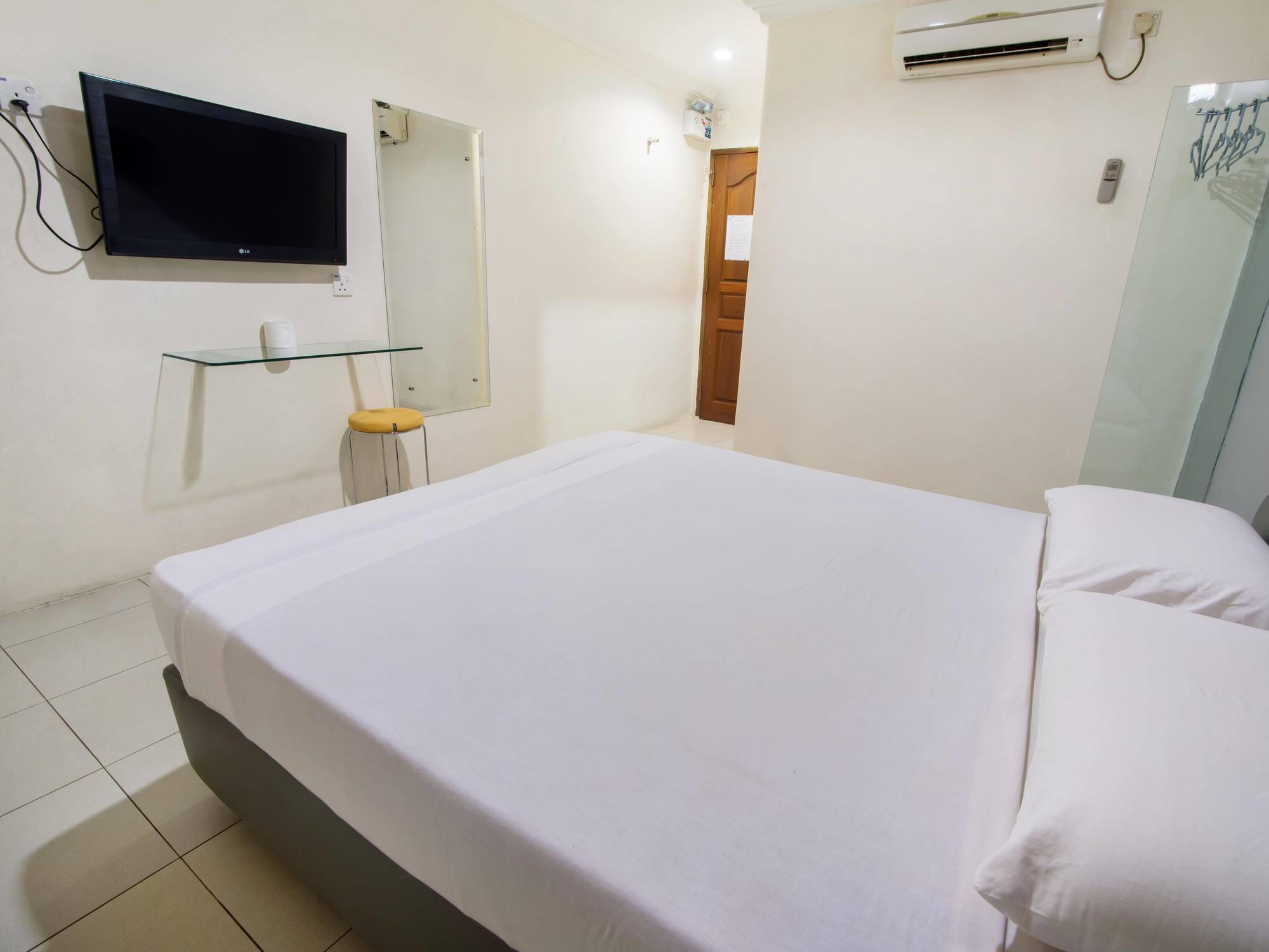 Dju Dju Hotel Batam Kültér fotó